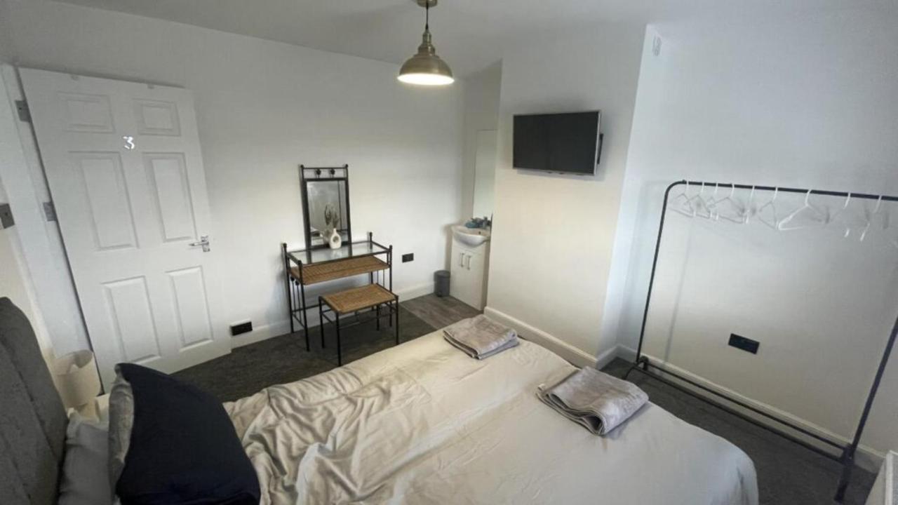 House Located Centrally For Up To 8 Guests Скарборо Экстерьер фото